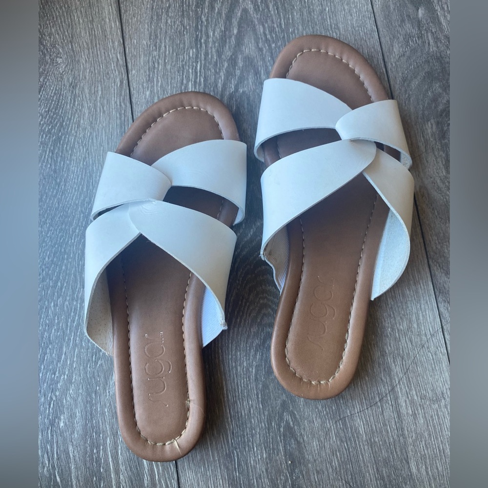 White Sandals Size 6.5M